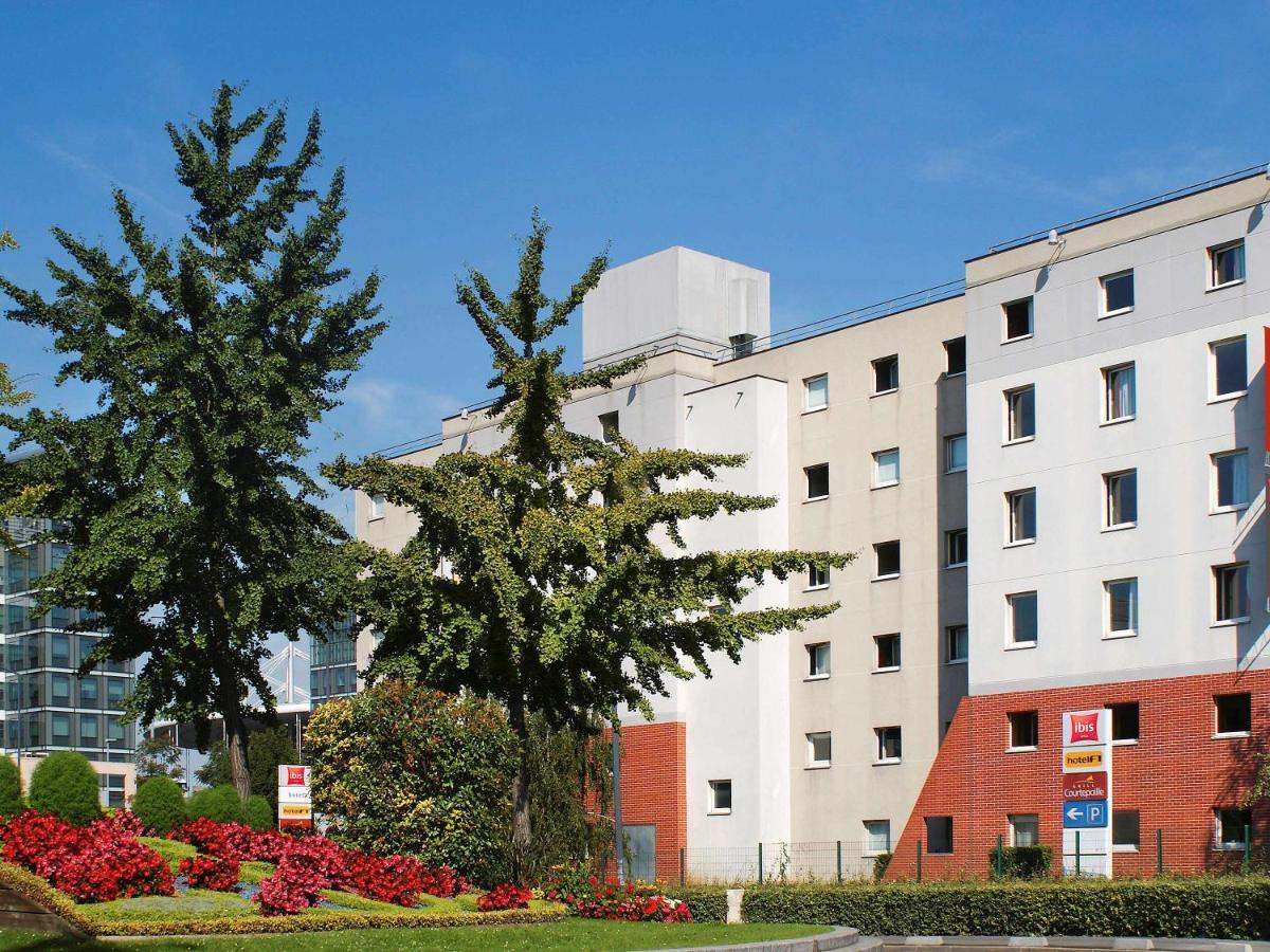 ibis Paris Saint-Denis Stade Sud Bagian luar foto